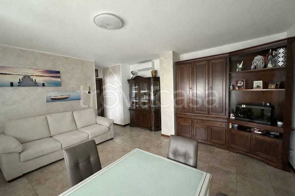 appartamento in vendita a Verona in zona Borgo Roma