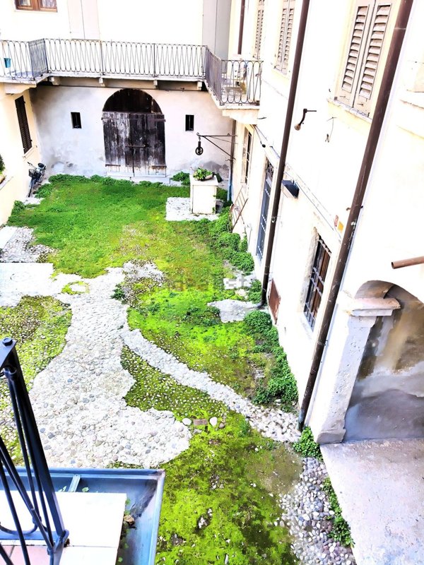 appartamento in vendita a Verona in zona Centro Storico