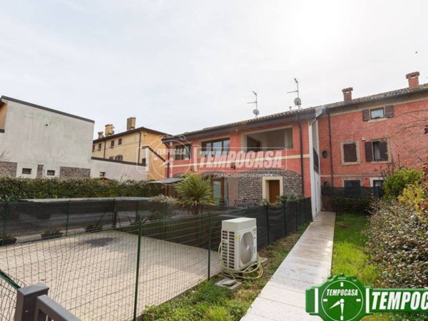 appartamento in vendita a Verona in zona Santa Lucia