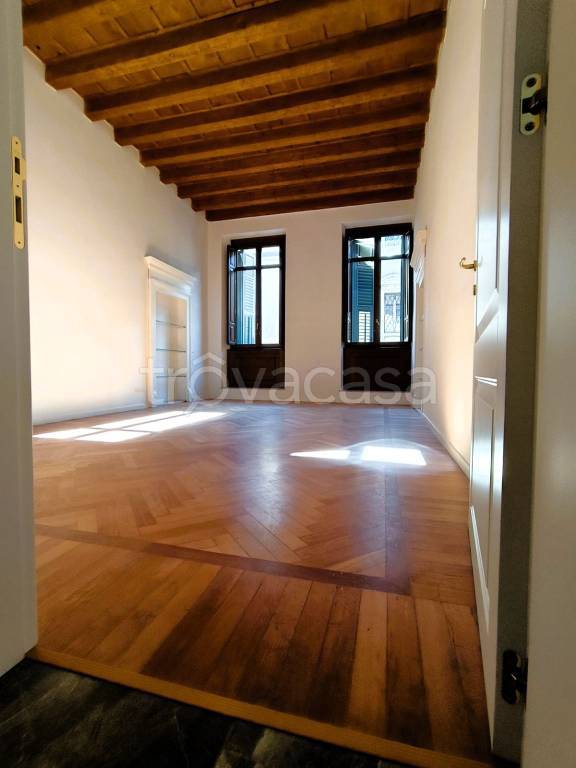 appartamento in vendita a Verona in zona Centro Storico