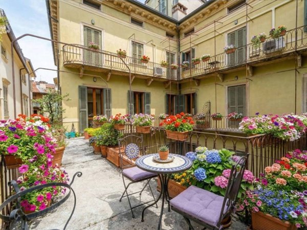 appartamento in vendita a Verona in zona Centro Storico