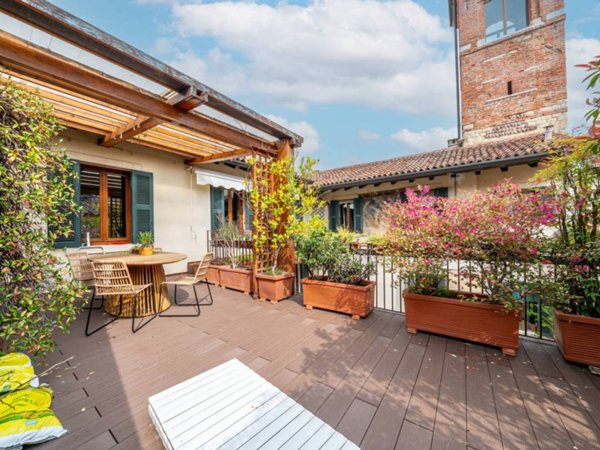 appartamento in vendita a Verona in zona Centro Storico