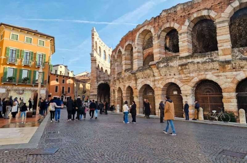 casa indipendente in vendita a Verona