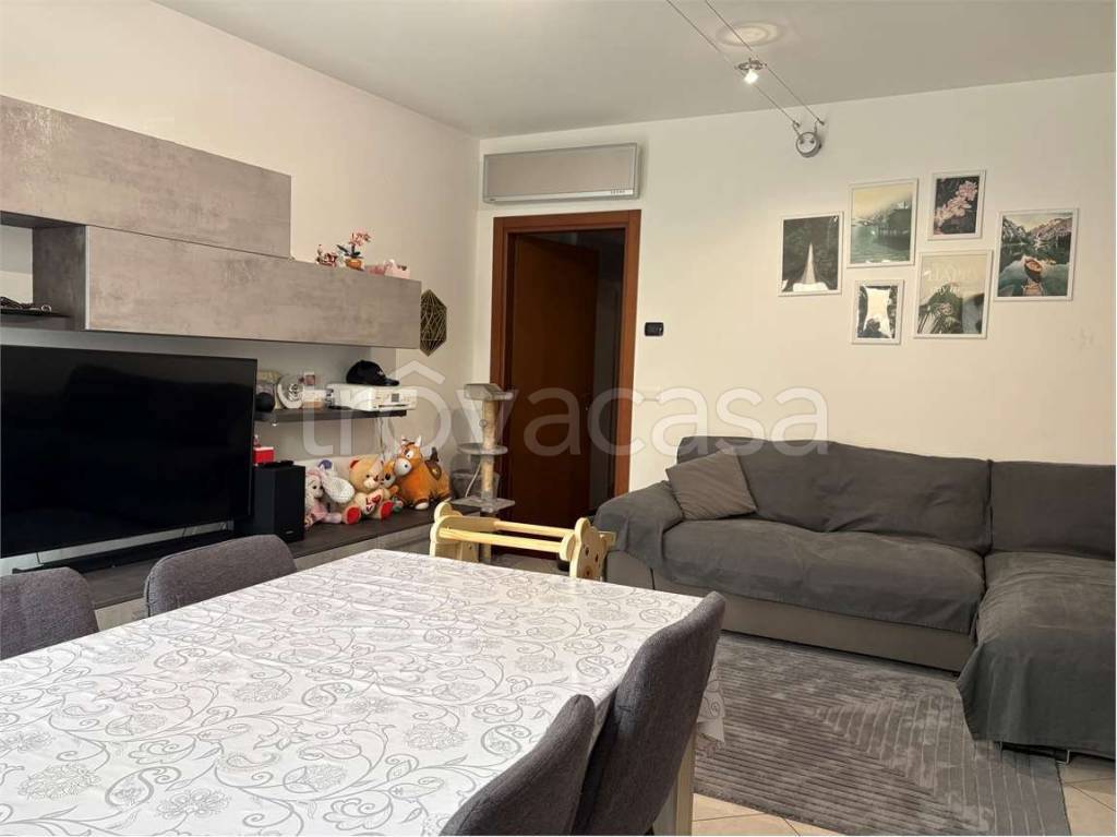 appartamento in vendita a Verona in zona Borgo Roma