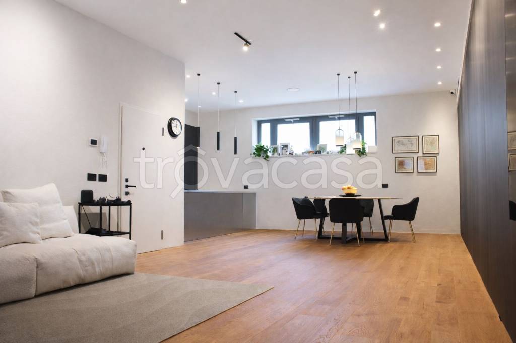 appartamento in vendita a Verona in zona San Zeno