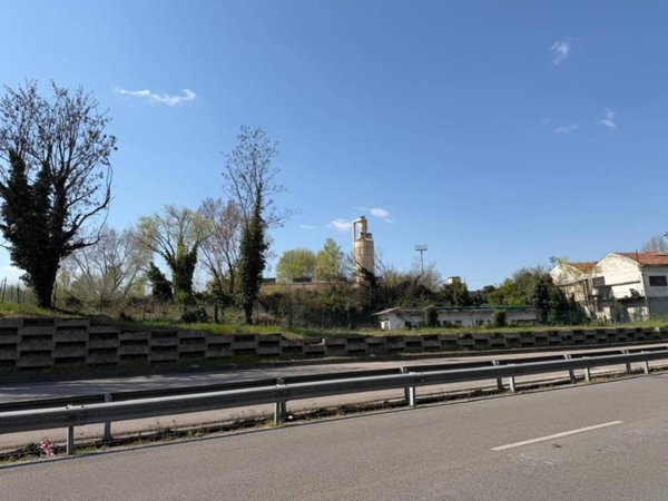 casa indipendente in vendita a Verona in zona Borgo Milano