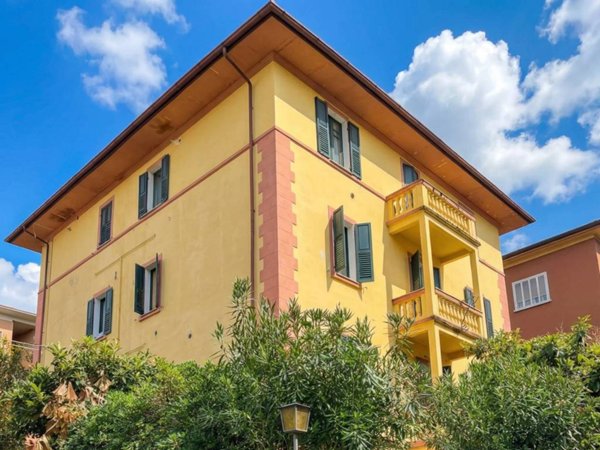 appartamento in vendita a Verona in zona Valdonega