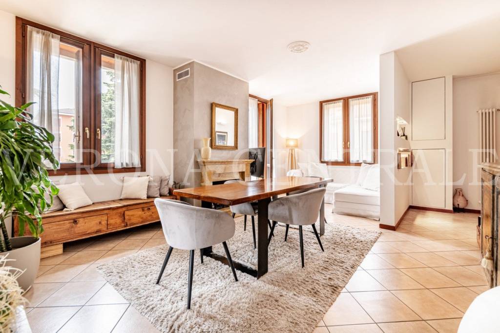 casa indipendente in vendita a Verona in zona Porto Crencano