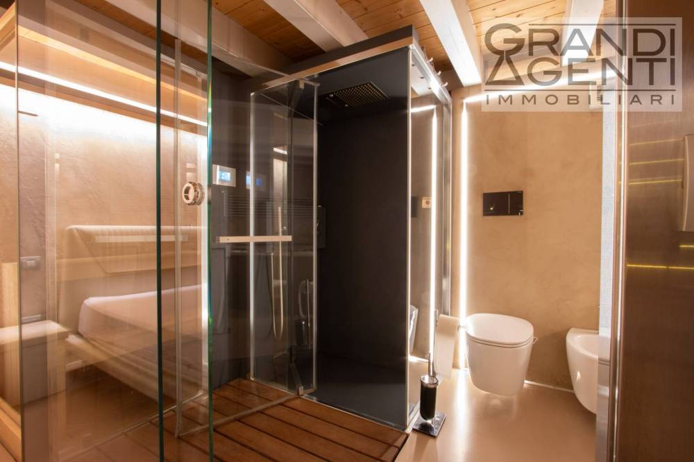 appartamento in vendita a Verona in zona Centro Storico