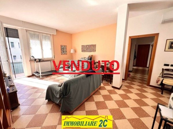 appartamento in vendita a Verona in zona Golosine