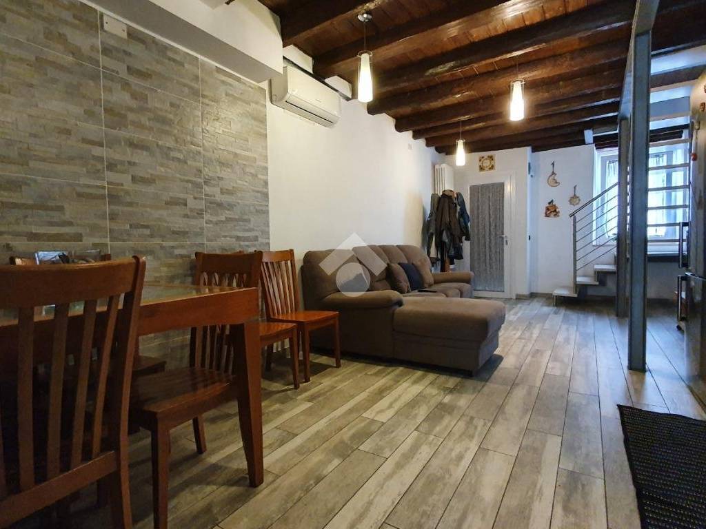 casa indipendente in vendita a Verona in zona Borgo Roma