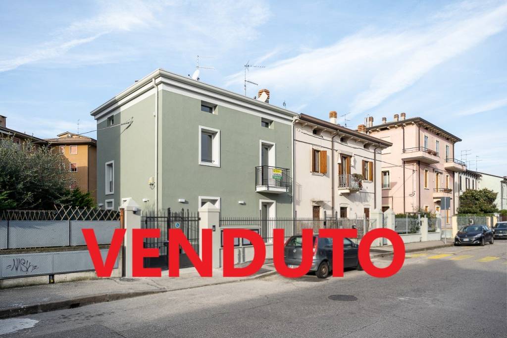 appartamento in vendita a Verona in zona Borgo Venezia / Borgo Trieste