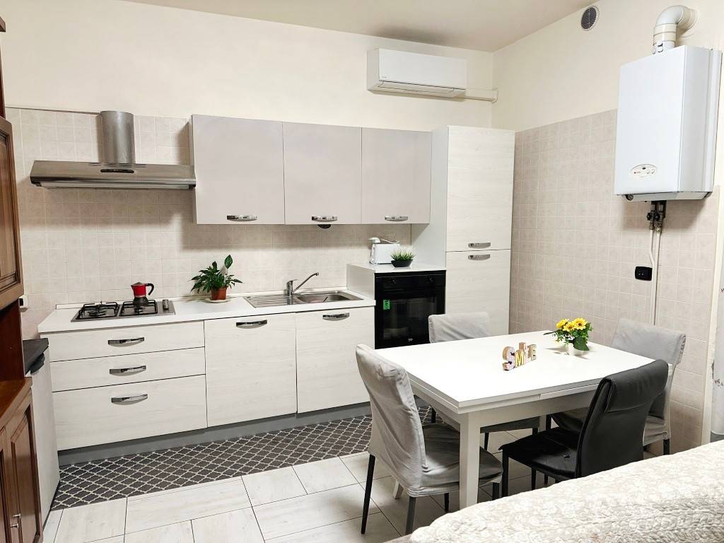 appartamento in vendita a Verona in zona Borgo Roma