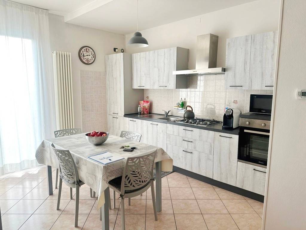 appartamento in vendita a Verona in zona Borgo Roma