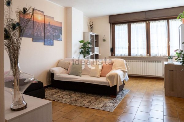 appartamento in vendita a Verona in zona Valdonega