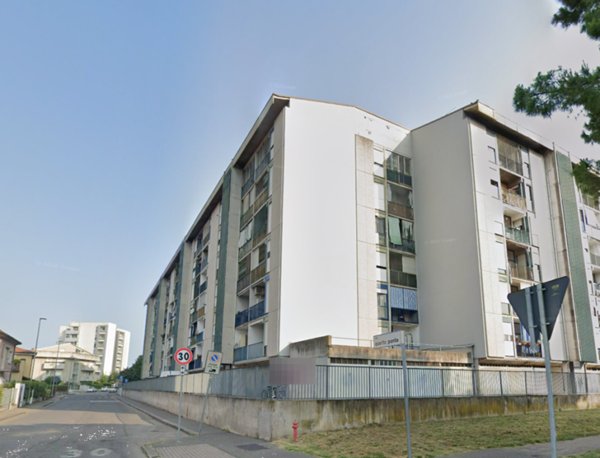 appartamento in vendita a Verona in zona Saval