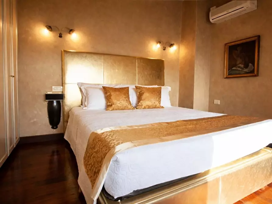 negozio in vendita a Verona in zona Centro Storico