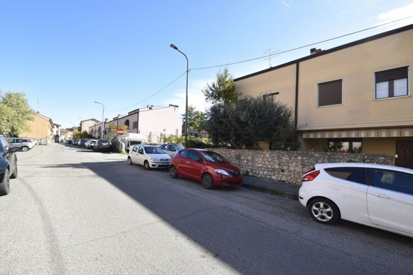 casa indipendente in vendita a Verona in zona Avesa