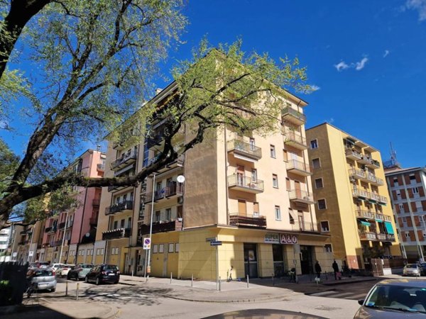 appartamento in vendita a Verona in zona Santa Lucia