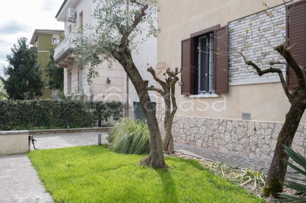 appartamento in vendita a Verona in zona Borgo Milano