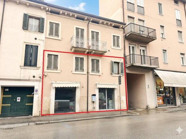 appartamento in vendita a Verona in zona Borgo Trento