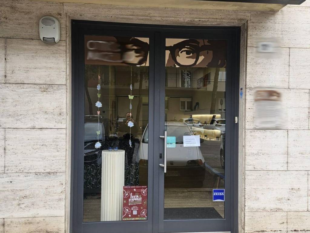 negozio in vendita a Verona