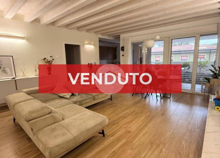 appartamento in vendita a Verona in zona Borgo Venezia / Borgo Trieste