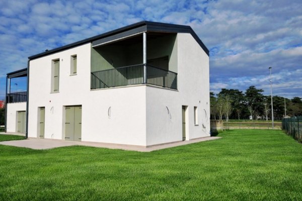 casa indipendente in vendita a Verona in zona Borgo Roma