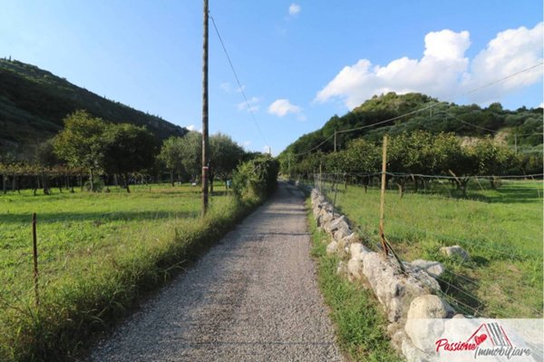 terreno edificabile in vendita a Verona in zona Avesa