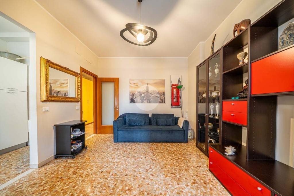 appartamento in vendita a Verona in zona Borgo Roma