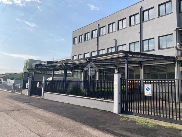 ufficio in vendita a Verona