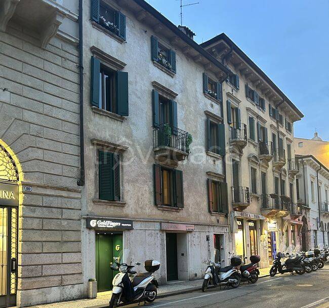 negozio in vendita a Verona in zona Centro Storico