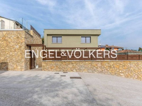 casa indipendente in vendita a Verona in zona Borgo Venezia / Borgo Trieste