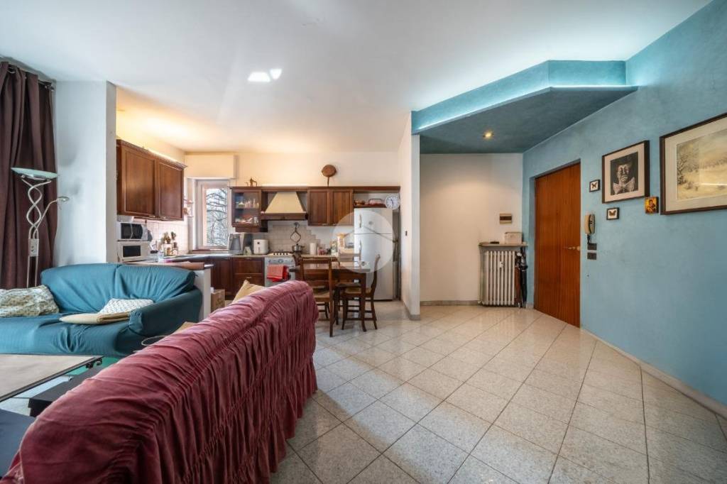 appartamento in vendita a Verona in zona Borgo Roma