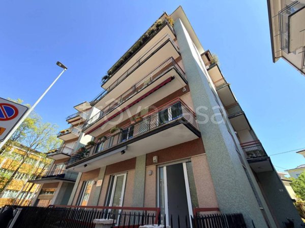 negozio in vendita a Verona in zona Borgo Trento