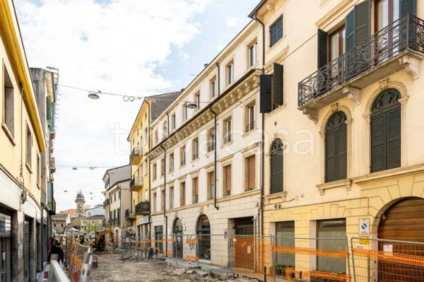 appartamento in vendita a Verona in zona Veronetta