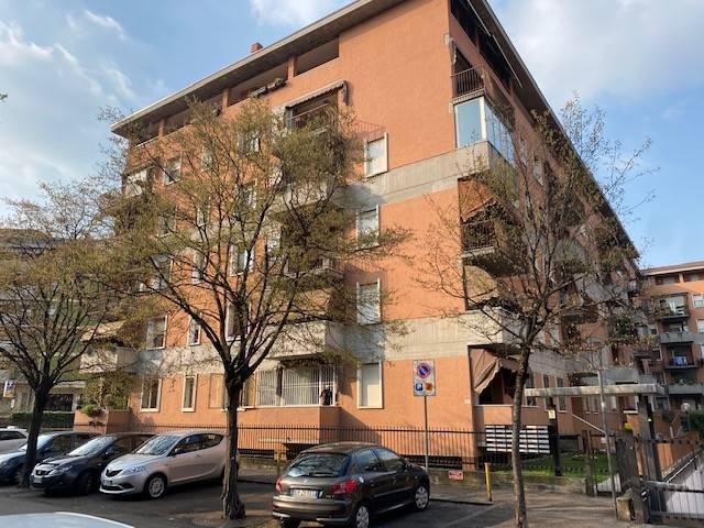 appartamento in vendita a Verona in zona Golosine