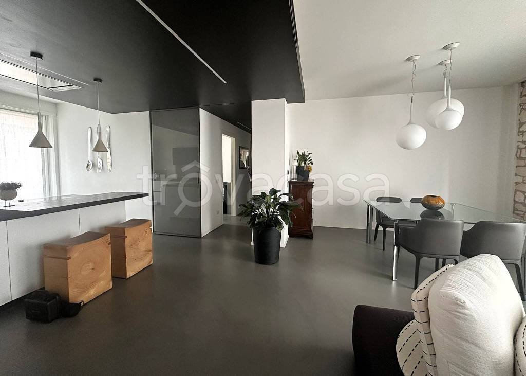 appartamento in vendita a Verona in zona Cittadella