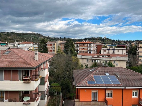 appartamento in vendita a Verona in zona Porto Crencano