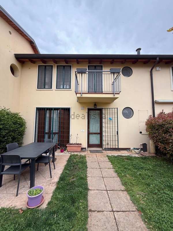 casa indipendente in vendita a Verona in zona Musicisti / Santa Croce