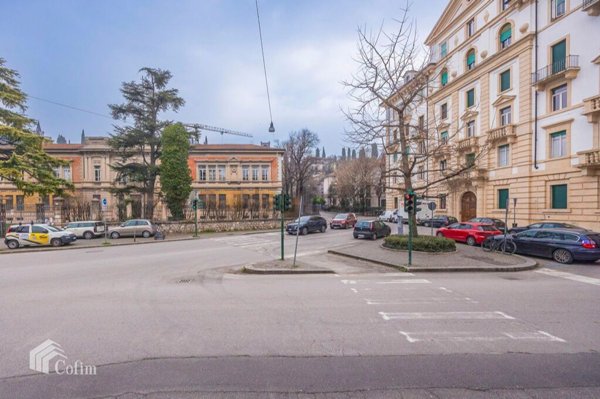 appartamento in vendita a Verona in zona Veronetta