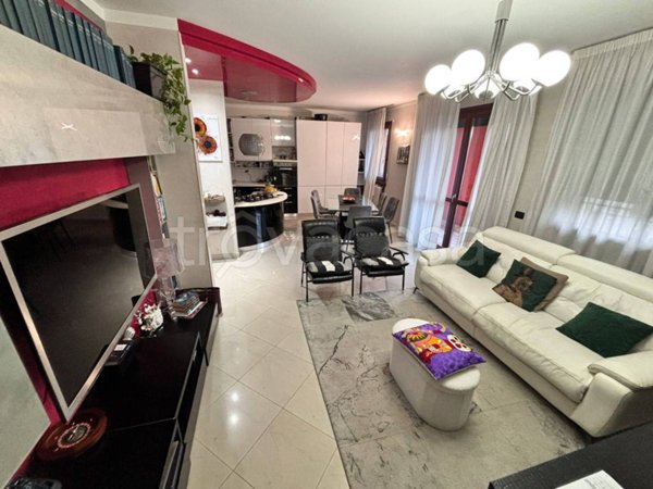 appartamento in vendita a Verona in zona Cadidavid