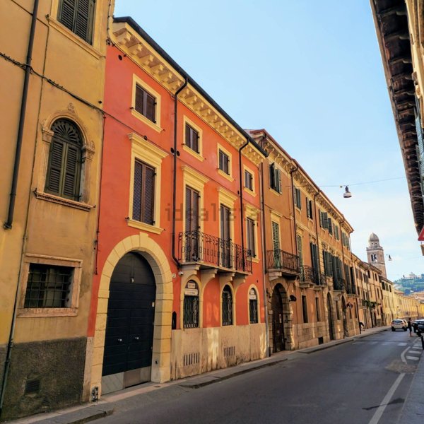 appartamento in vendita a Verona in zona Veronetta