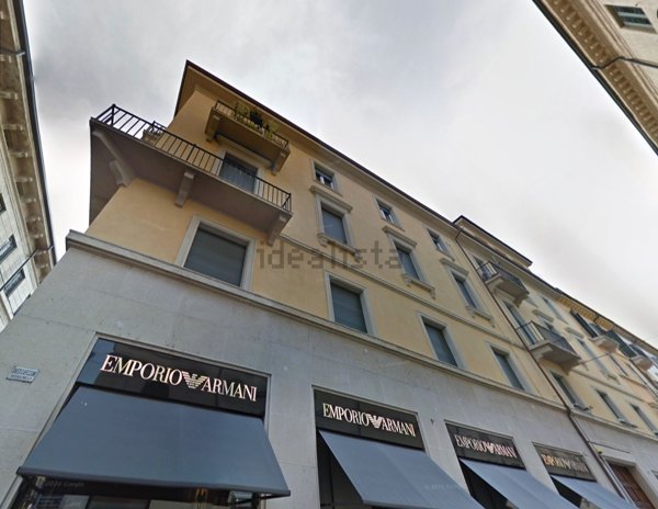 appartamento in vendita a Verona in zona Centro Storico