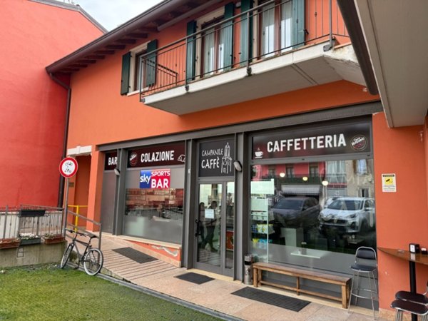 negozio in vendita a Verona in zona San Massimo all'Adige