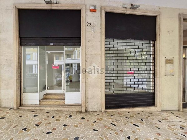 negozio in vendita a Verona in zona Centro Storico