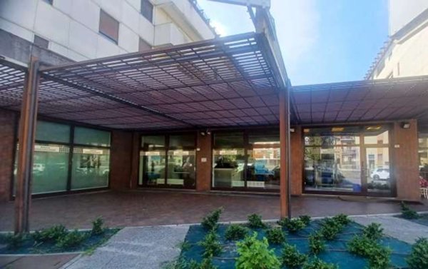 locale commerciale in vendita a Verona in zona Borgo Milano