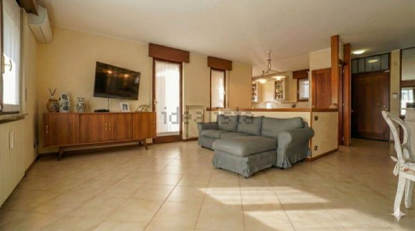 casa indipendente in vendita a Verona in zona Quinzano