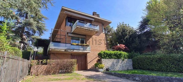 casa indipendente in vendita a Verona in zona Porto Crencano