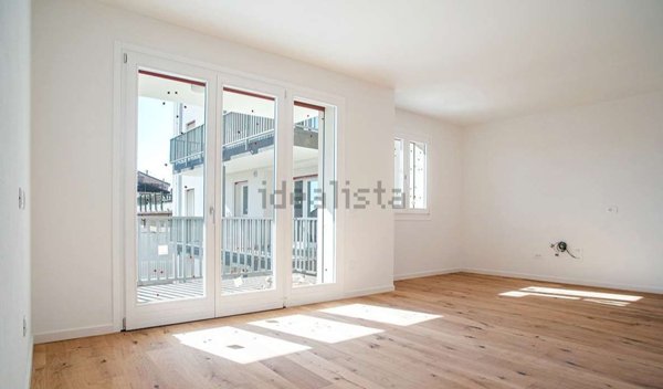 appartamento in vendita a Verona in zona Borgo Roma